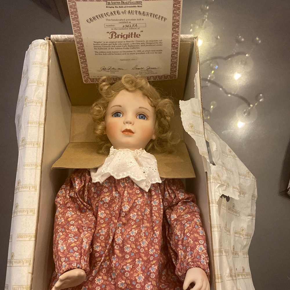 Ashton Drake Beautiful Dreamers Brigitte